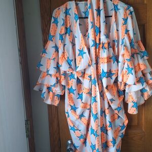 Vibrant Star Patterned Dress with Ruffle Sleeves